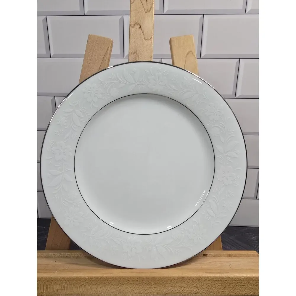 Noritake Ranier 6909 Salad Plates 8-1/8